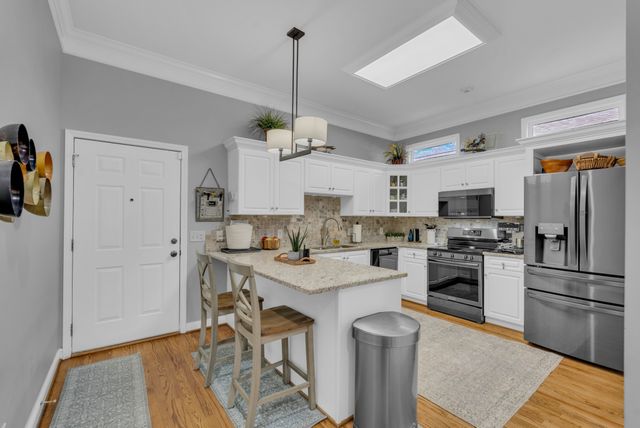 1700 Fairway Dr, Cookeville, TN 38501