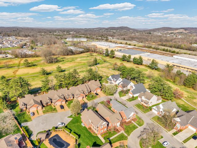 1700 Fairway Dr, Cookeville, TN 38501