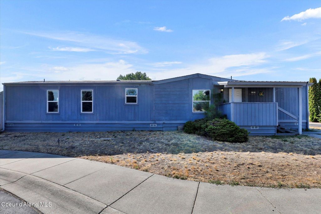 2489 W Plymouth Circle, Coeur d'Alene, ID 83815 photo 2