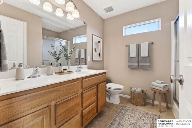 4311 N 171st Street, Omaha, NE 68116