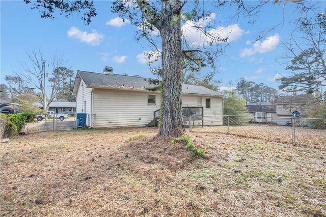 1769 Stratford Drive, Snellville, GA 30078