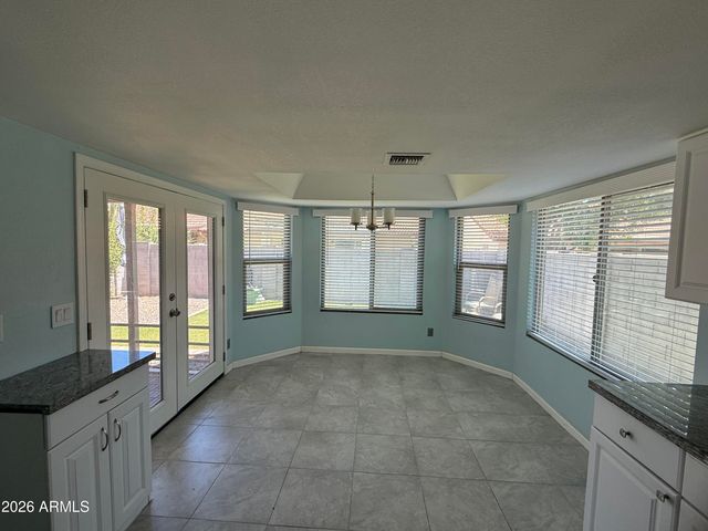 542 S HIGLEY Road 63, Mesa, AZ 85206