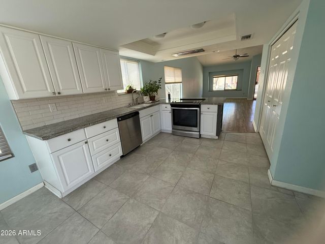 542 S HIGLEY Road 63, Mesa, AZ 85206