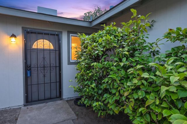 4436 Blackjack Way, Sacramento, CA 95842