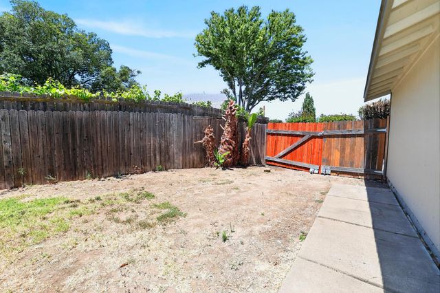4436 Blackjack Way, Sacramento, CA 95842