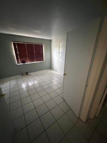 1531 SE Royal Green Circle 107, Port St. Lucie, FL 34952