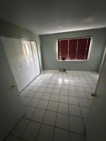 1531 SE Royal Green Circle 107, Port St. Lucie, FL 34952