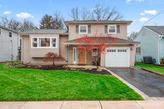 29 Hollywood Drive, Woodbridge Proper, NJ 07095