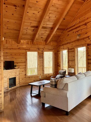 170 Getaways Road, Stanton, KY 40380