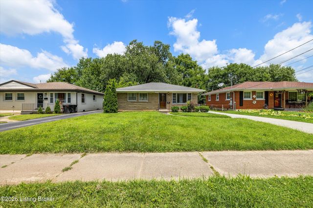 2505 Goldsmith Ln, Louisville, KY 40218