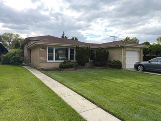 7150 N Crawford Avenue, Lincolnwood, IL 60712