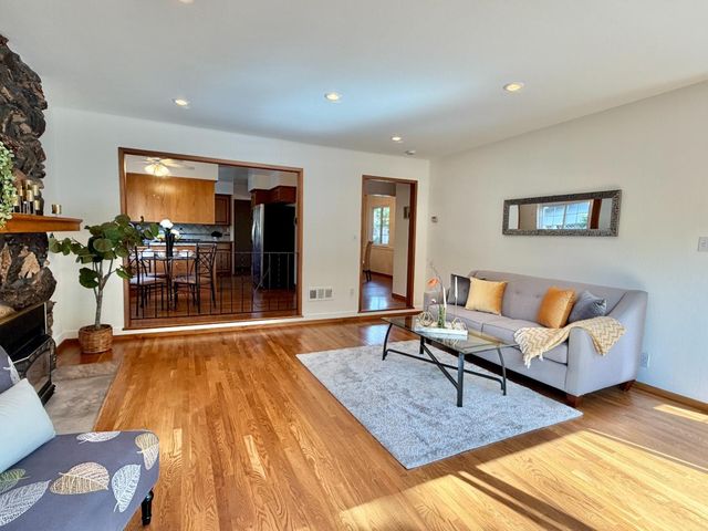 365 Sara Avenue, Sunnyvale, CA 94086