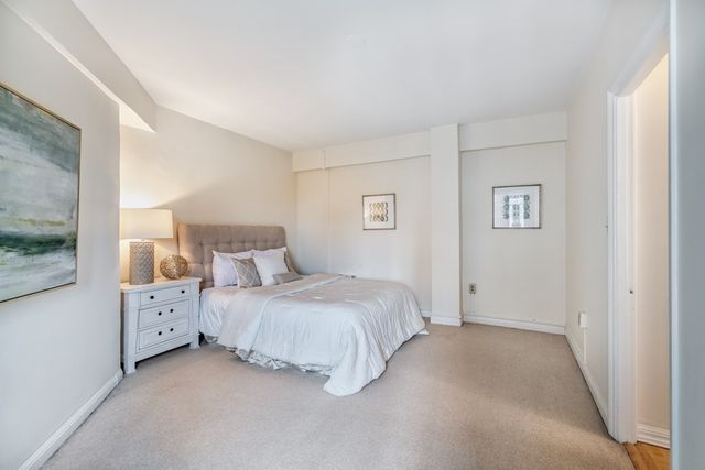 20 Chapel St B701, Brookline, MA 02446