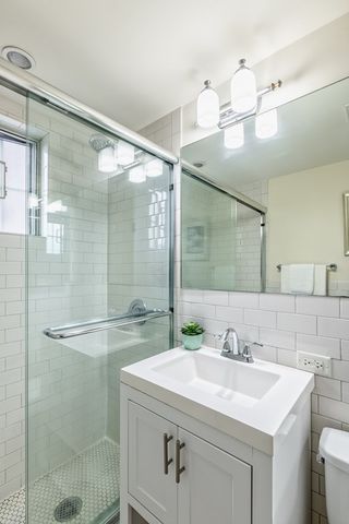 20 Chapel St B701, Brookline, MA 02446