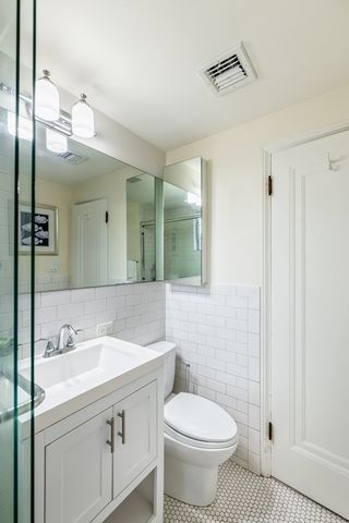 20 Chapel St B701, Brookline, MA 02446