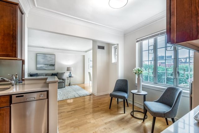 20 Chapel St B701, Brookline, MA 02446