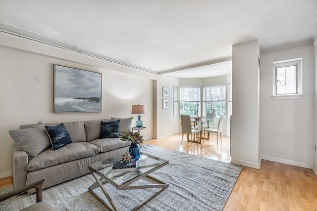 20 Chapel St B701, Brookline, MA 02446