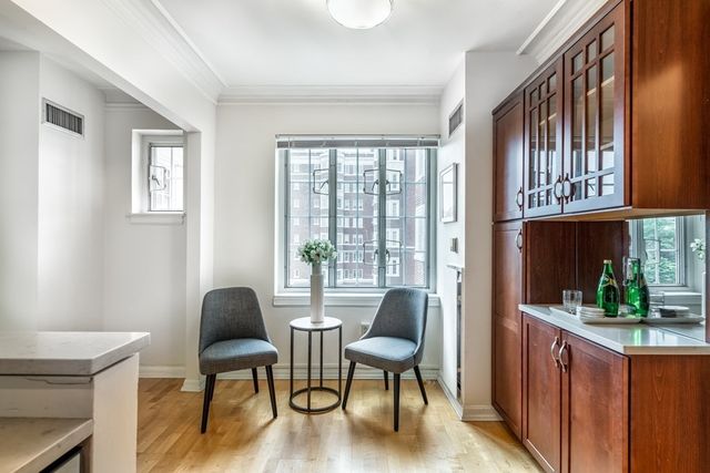 20 Chapel St B701, Brookline, MA 02446