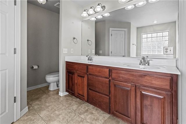 2170 Meadowbrook Drive, Elkins, AR 72727