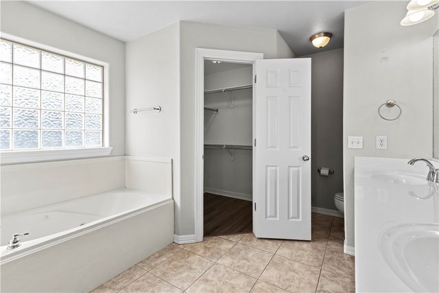 2170 Meadowbrook Drive, Elkins, AR 72727