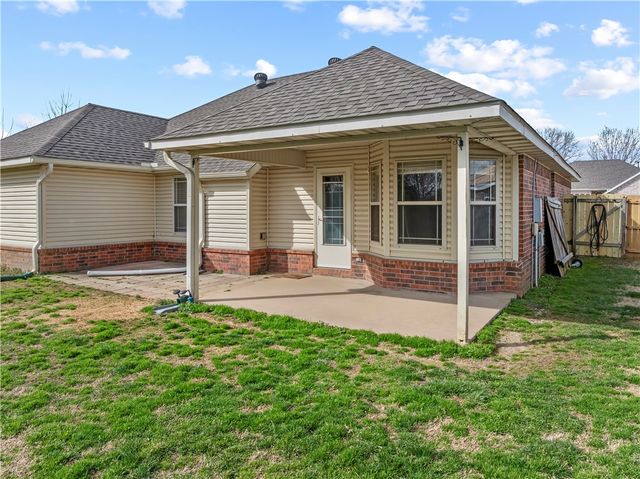 2170 Meadowbrook Drive, Elkins, AR 72727