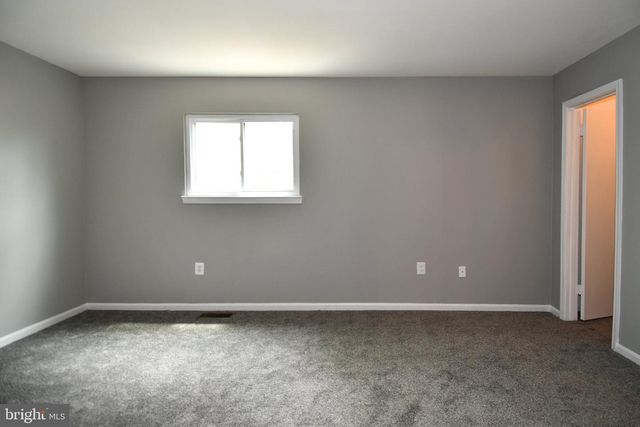 7737 MERRICK LN, Landover, MD 20785