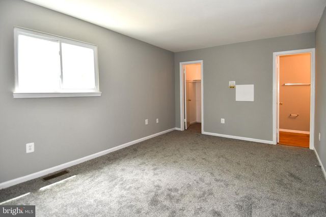 7737 MERRICK LN, Landover, MD 20785