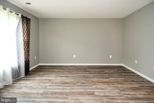 7737 MERRICK LN, Landover, MD 20785