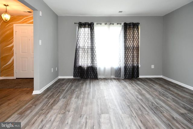 7737 MERRICK LN, Landover, MD 20785