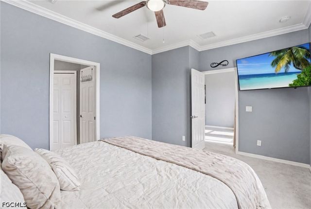 2519 Vine AVE, Naples, FL 34120