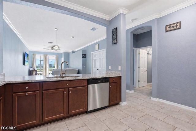 2519 Vine AVE, Naples, FL 34120