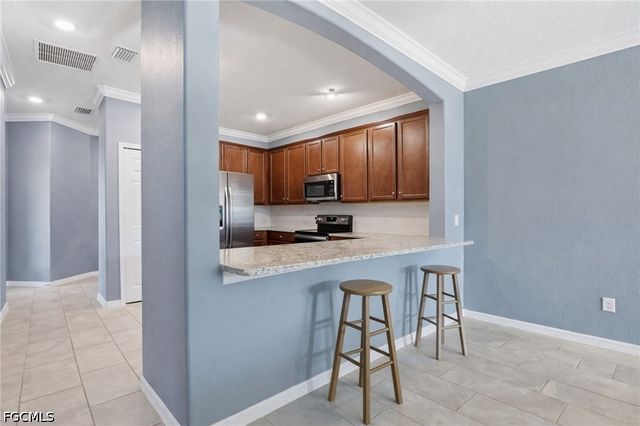 2519 Vine AVE, Naples, FL 34120