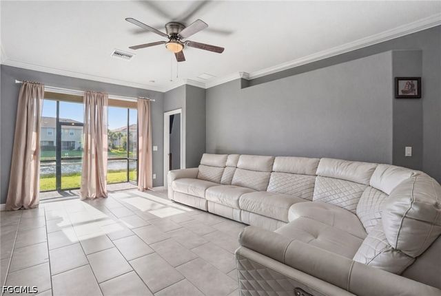 2519 Vine AVE, Naples, FL 34120