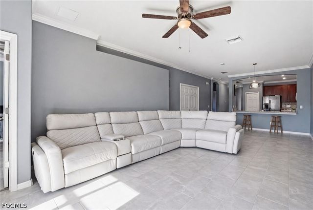 2519 Vine AVE, Naples, FL 34120