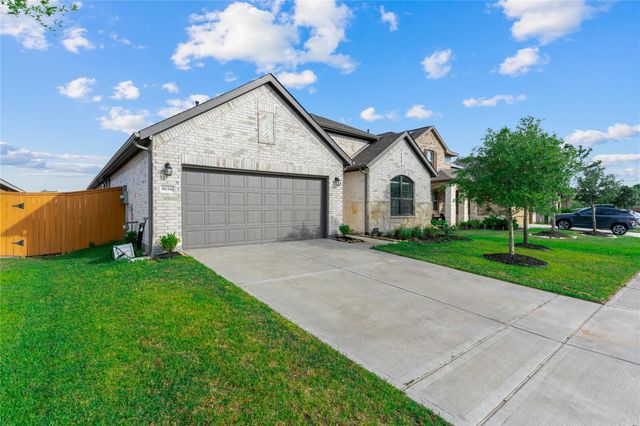 8654 Flamingo Bay Lane, Cypress, TX 77433