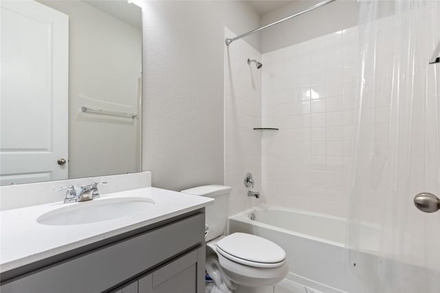 8654 Flamingo Bay Lane, Cypress, TX 77433