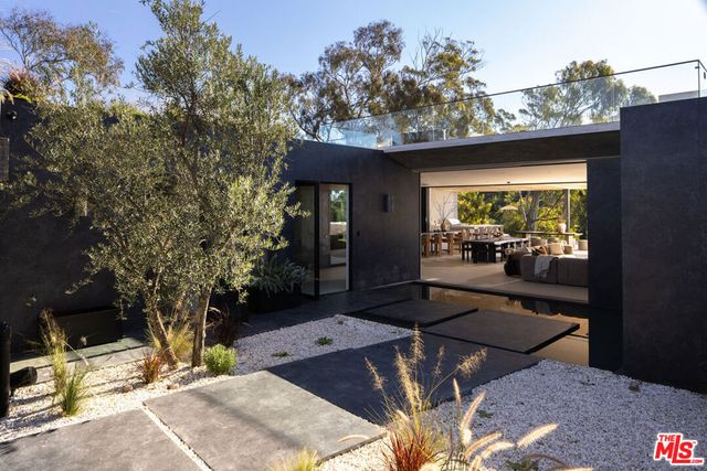 29200 Larkspur Lane, Malibu, CA 90265