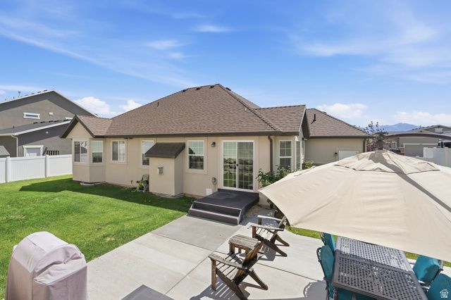 9562 S MICHAL ROBERT LN, West Jordan, UT 84081