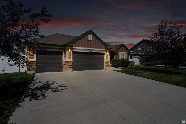 9562 S MICHAL ROBERT LN, West Jordan, UT 84081