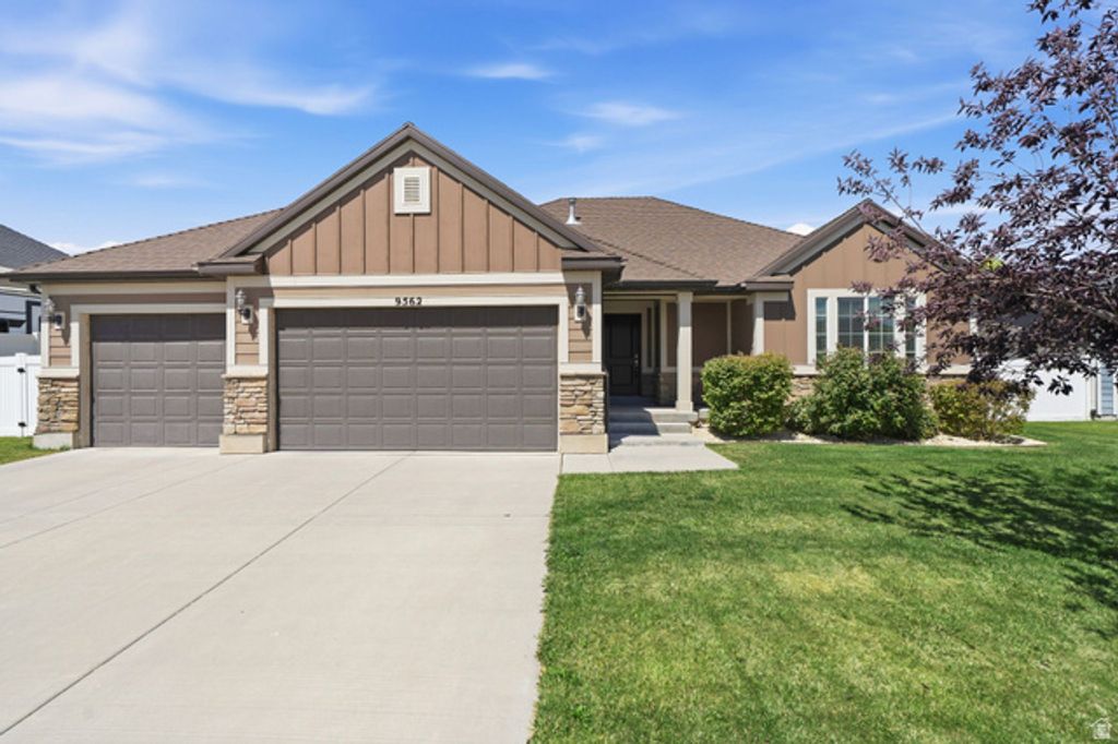 9562 S MICHAL ROBERT LN, West Jordan, UT 84081