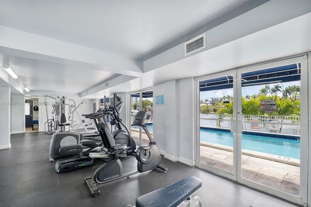 1720 NW N River Dr 211, Miami, FL 33125