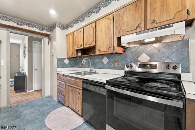 103 Ford Rd, Roxbury Twp., NJ 07850