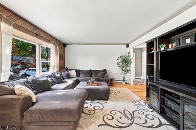 103 Ford Rd, Roxbury Twp., NJ 07850