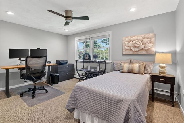 28 Algonquin Ave, Andover, MA 01810