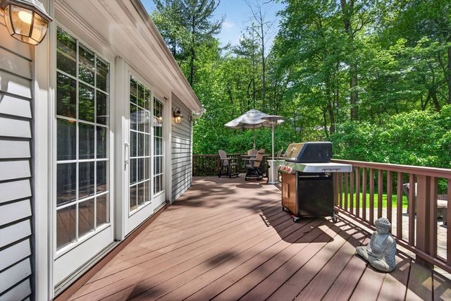 28 Algonquin Ave, Andover, MA 01810