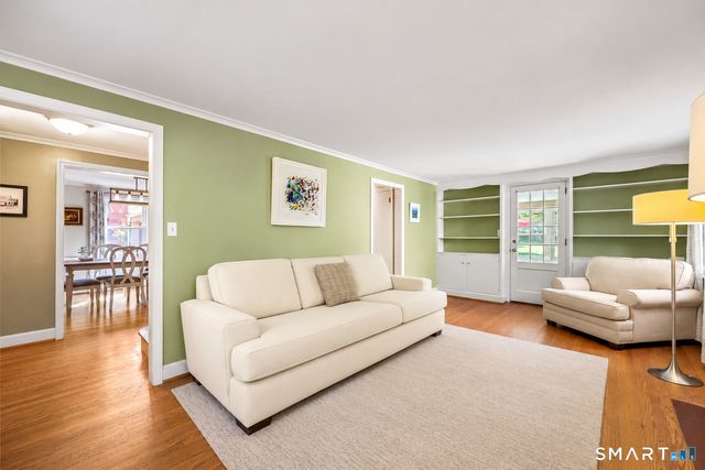 73 Longlane Road, West Hartford, CT 06117