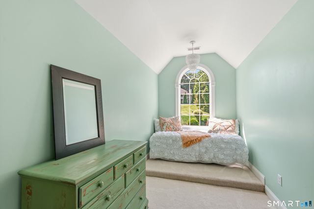 212 Fox Hollow Lane, Bristol, CT 06010
