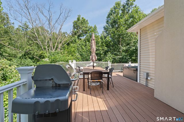 212 Fox Hollow Lane, Bristol, CT 06010