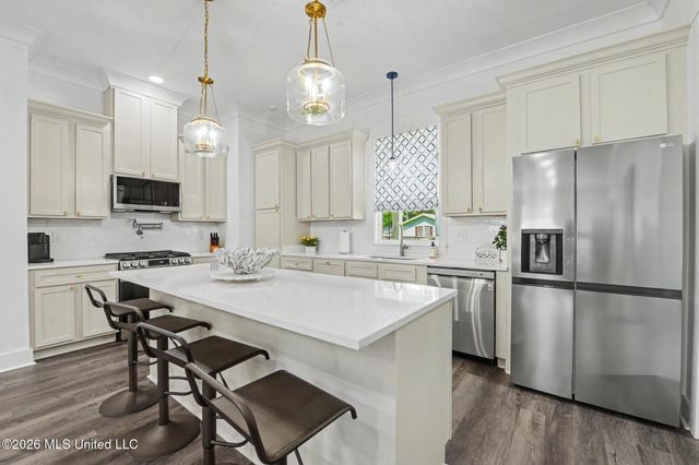 416 Ulman Avenue, Bay Saint Louis, MS 39520