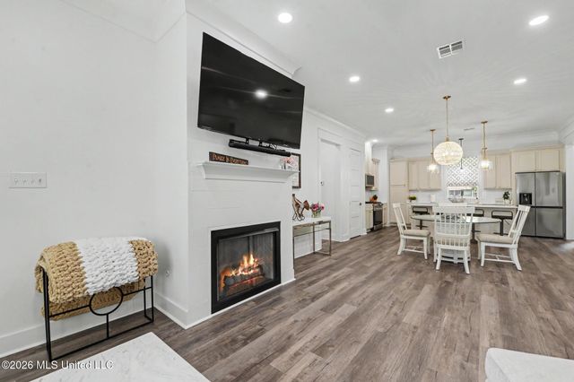 416 Ulman Avenue, Bay Saint Louis, MS 39520